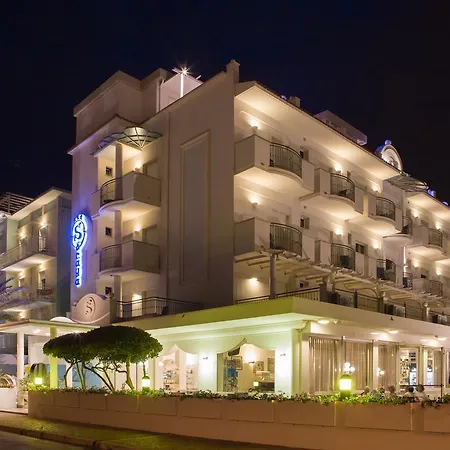 Soraya - Sawasdee With & Parking Отель 3*