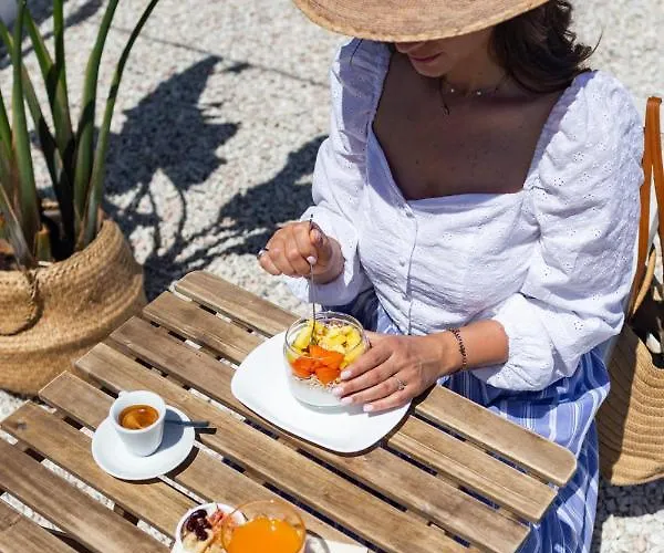 Soraya - Sawasdee With & Parking Hotel 3*