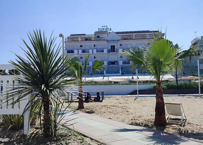 Soraya - Sawasdee With & Parking