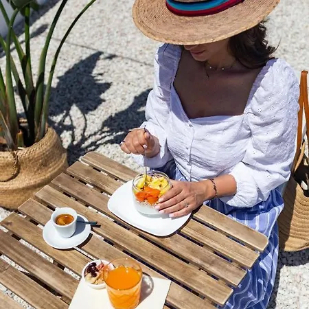 Soraya - Sawasdee With Beach, Restaurant & Parking Hotel 3*