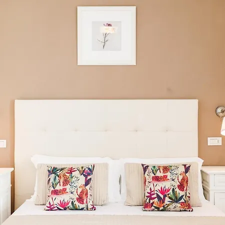 Hotel Soraya - Sawasdee With & Parking Riccione