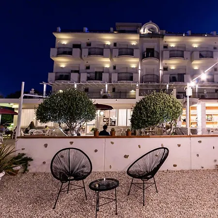 Soraya - Sawasdee With & Parking Riccione