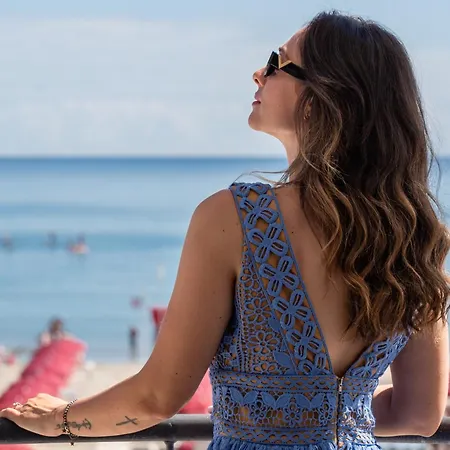 Hotel Soraya - Sawasdee With Beach, Restaurant & Parking Riccione