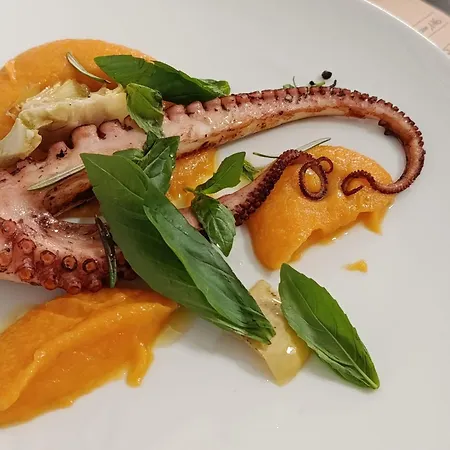 Soraya - Sawasdee With Beach, Restaurant & Parking 3* リッチョーネ