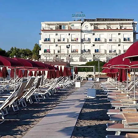 Soraya - Sawasdee With Beach, Restaurant & Parking Hotel 3*