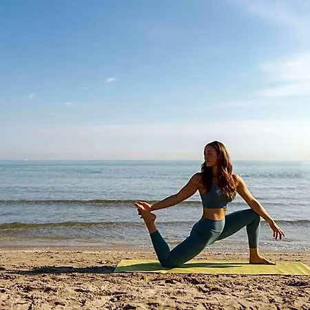 Soraya - Sawasdee With Beach, Restaurant & Parking Riccione