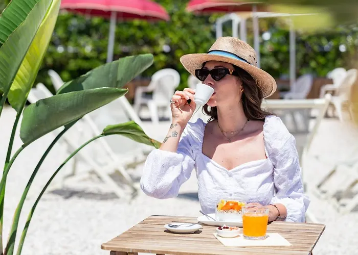 Soraya - Sawasdee With & Parking Hotel 3*