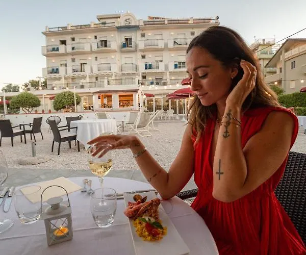 Soraya - Sawasdee With & Parking 3* Riccione